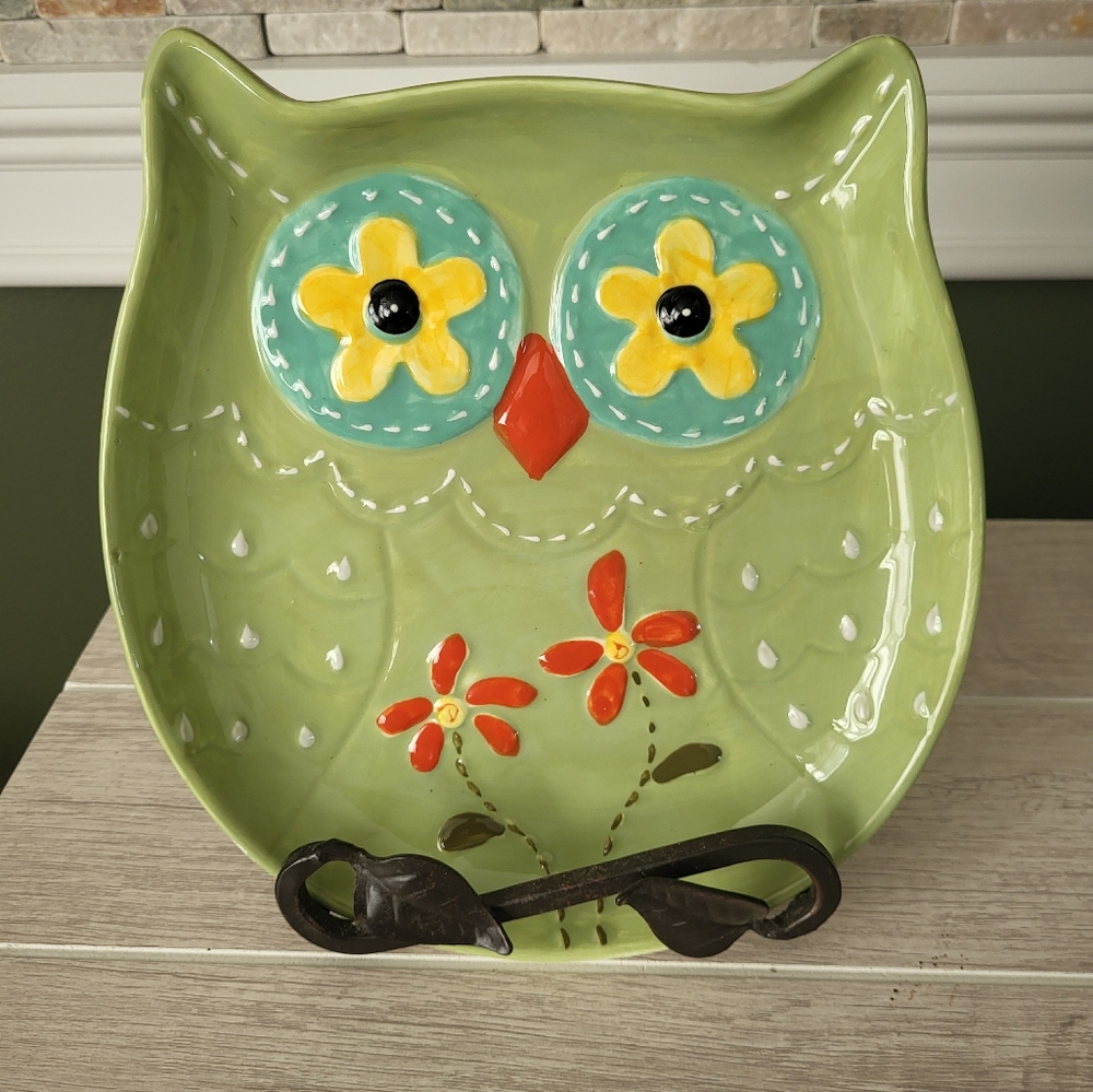 Cracker Barrel‎ Green Owl Platter Dish Plate Decor Whimsical Floral Ceramic